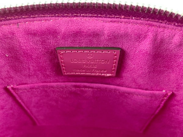 ルイヴィトンバッグ着用イメージ